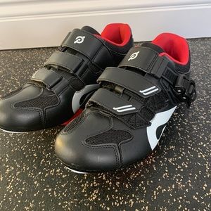 Peloton shoes size 39